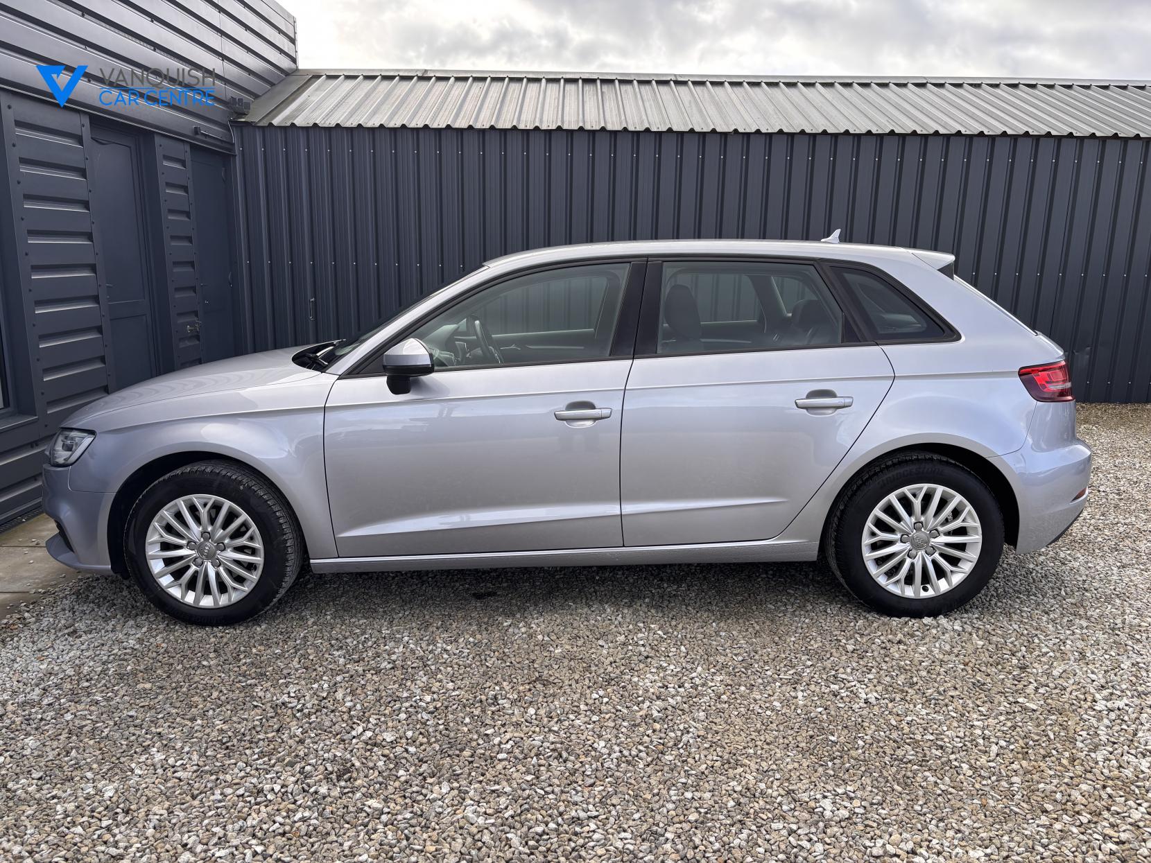 Audi A3 1.6 TDI SE Technik Sportback 5dr Diesel Manual Euro 6 (s/s) (116 ps)