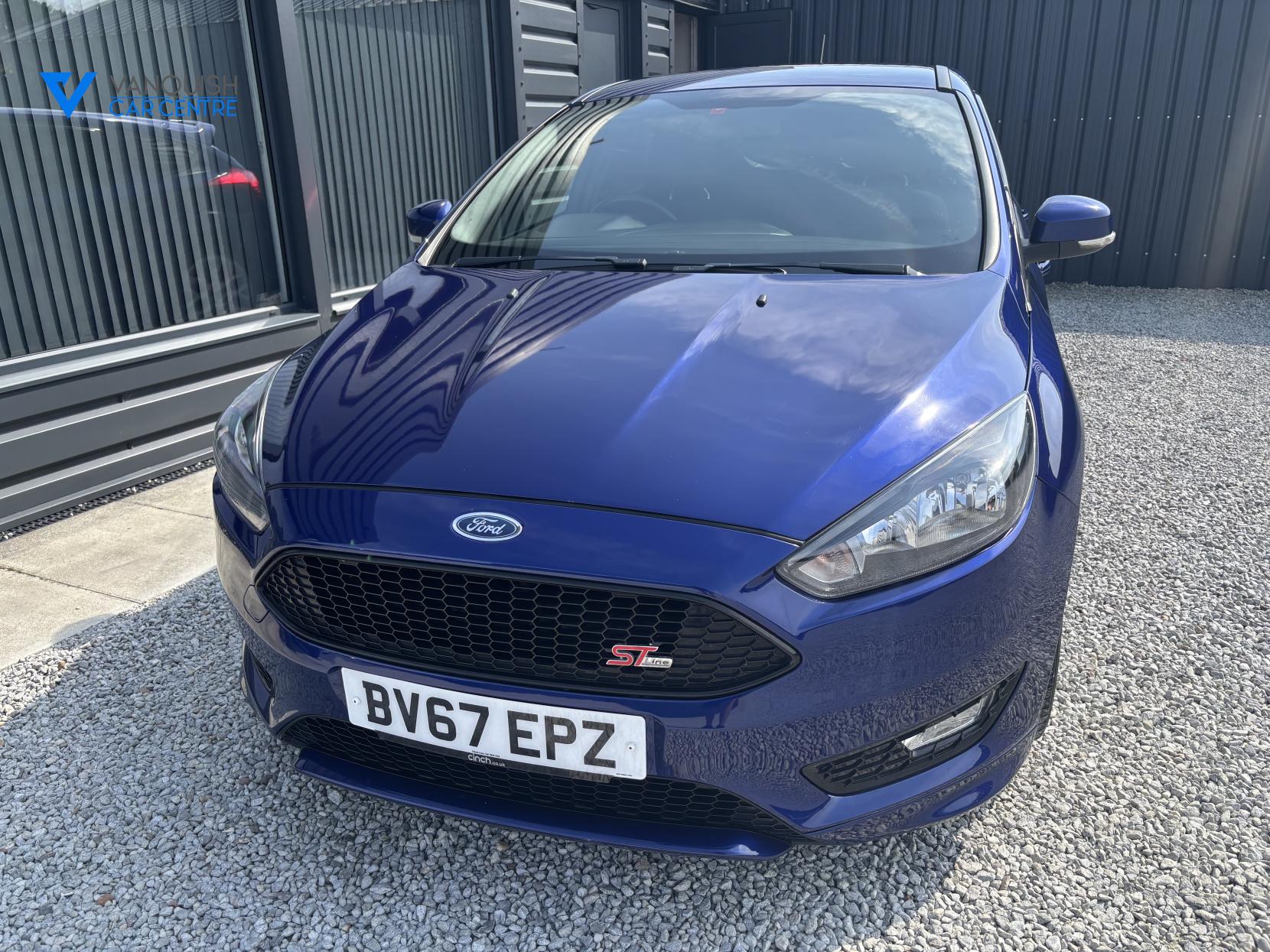 Ford Focus 1.0T EcoBoost ST-Line Hatchback 5dr Petrol Manual Euro 6 (s/s) (125 ps)