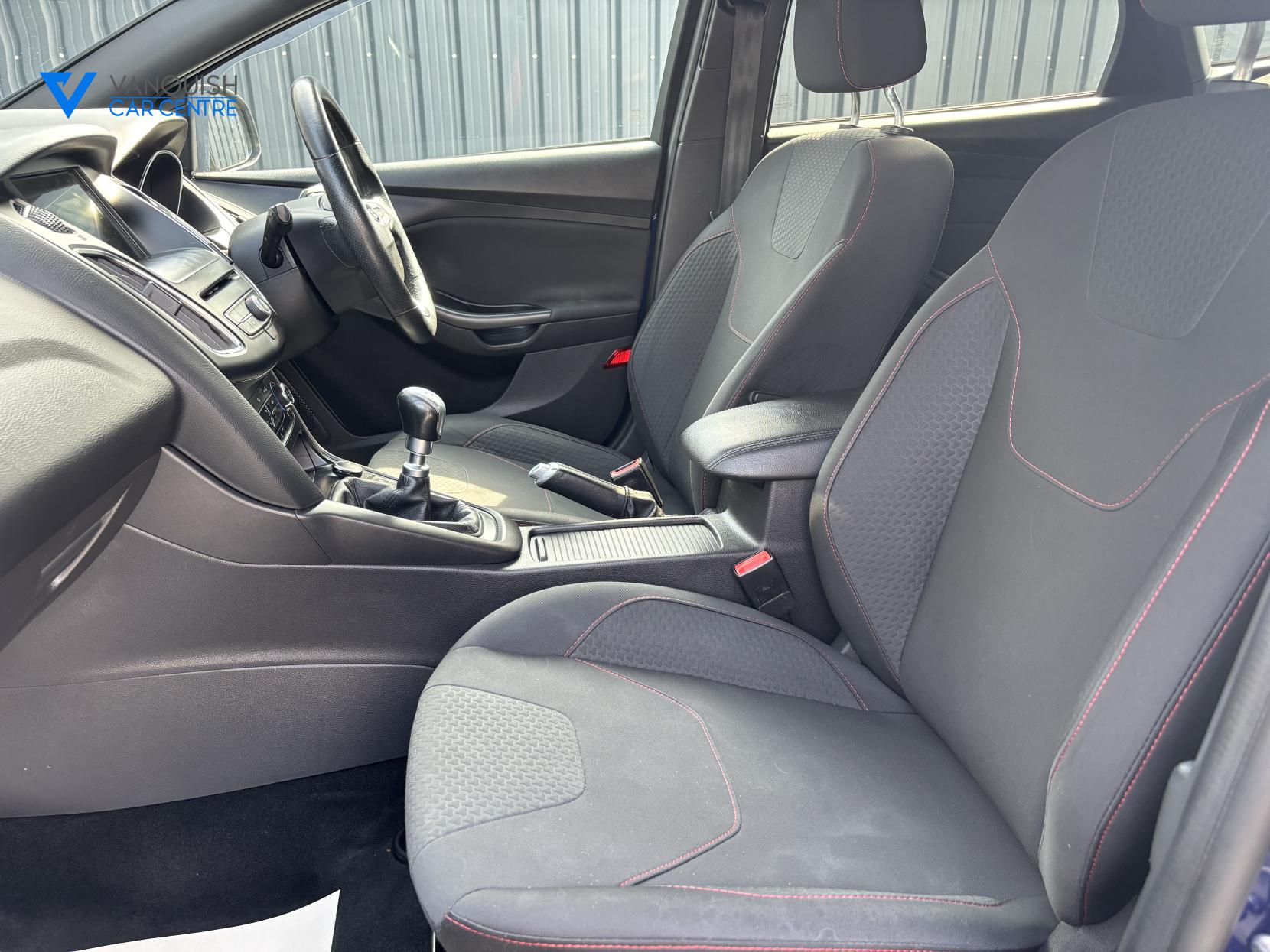 Ford Focus 1.0T EcoBoost ST-Line Hatchback 5dr Petrol Manual Euro 6 (s/s) (125 ps)