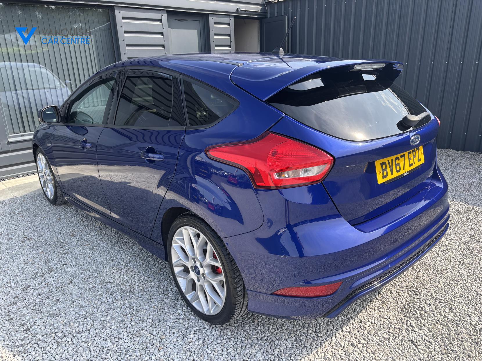 Ford Focus 1.0T EcoBoost ST-Line Hatchback 5dr Petrol Manual Euro 6 (s/s) (125 ps)