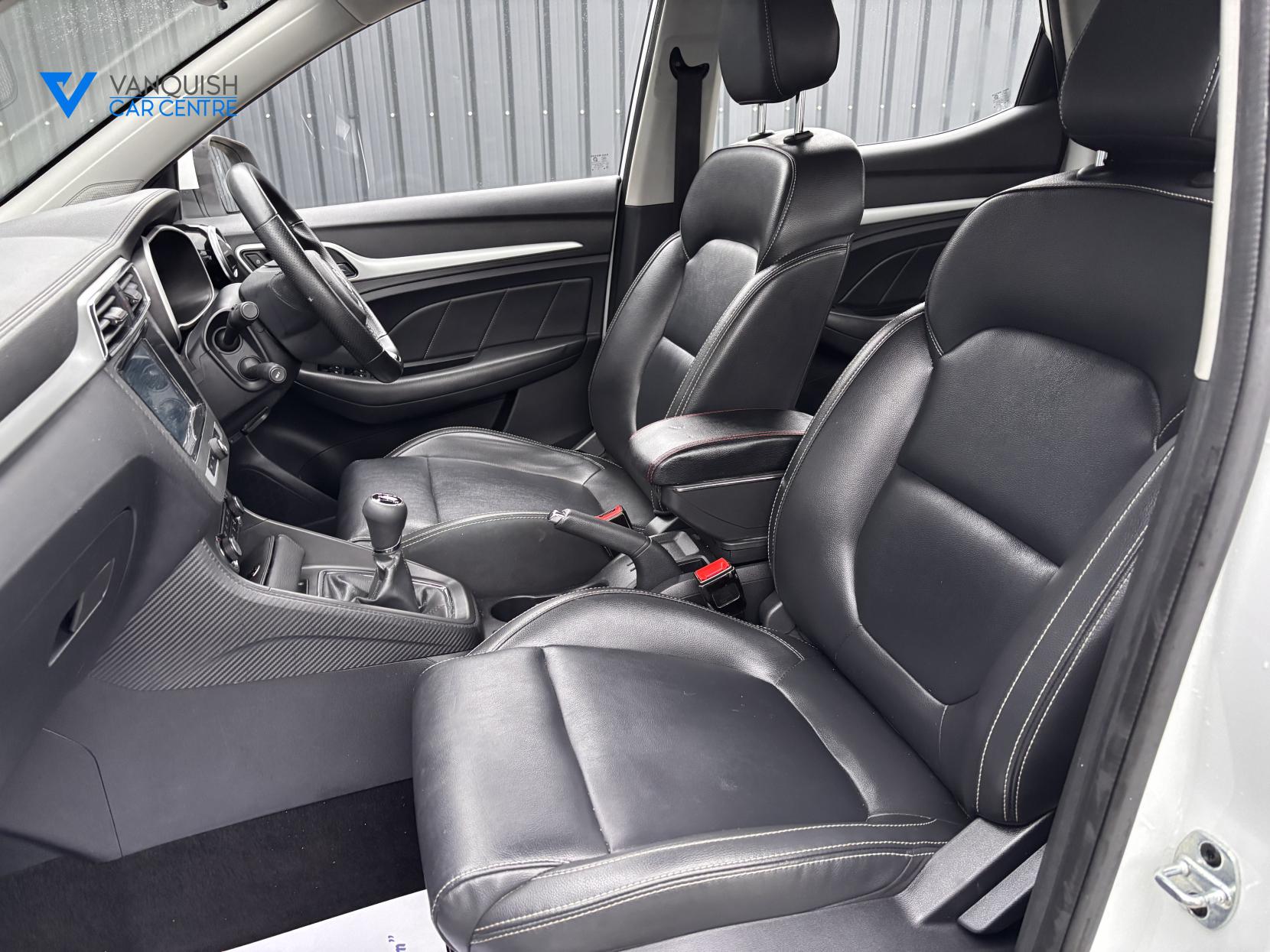 MG MG ZS 1.5 VTi-TECH Exclusive SUV 5dr Petrol Manual Euro 6 (s/s) (106 ps)