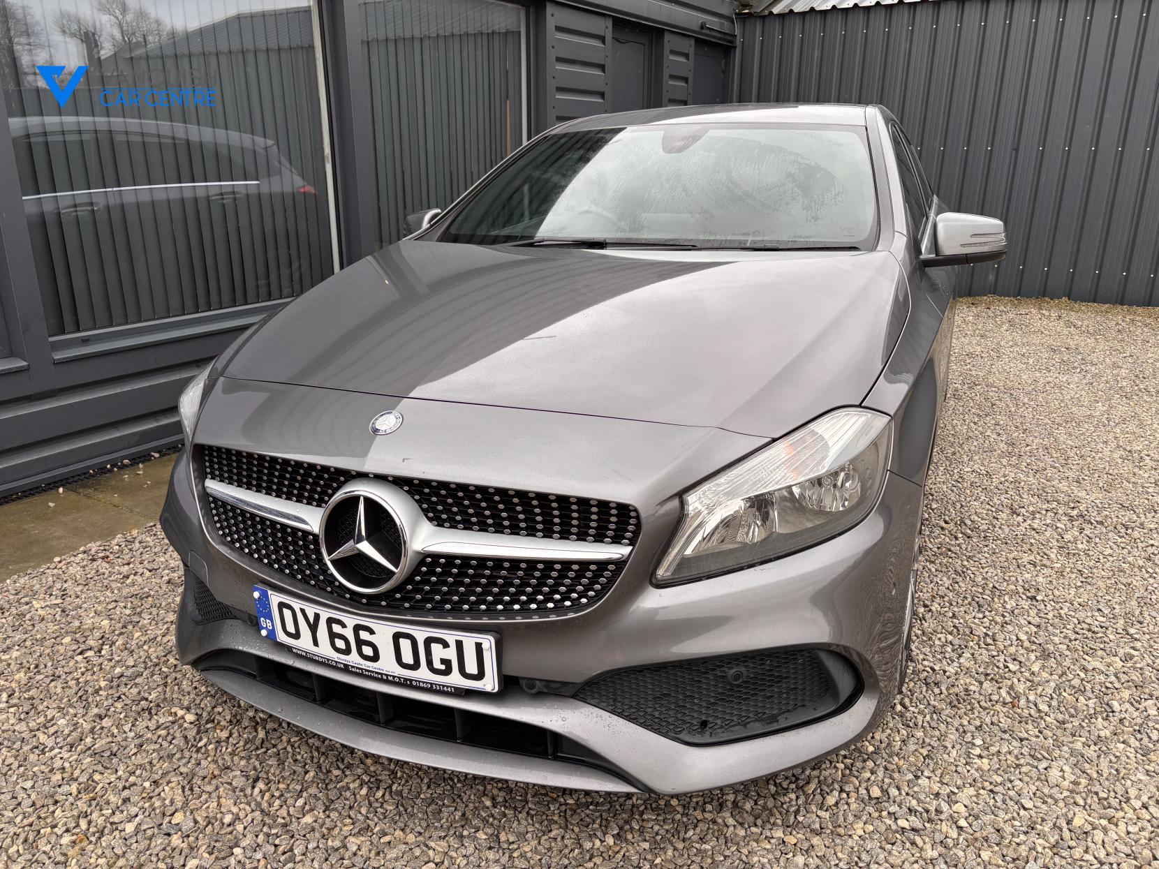 Mercedes-Benz A Class 1.5 A180d AMG Line (Executive) Hatchback 5dr Diesel Manual Euro 6 (s/s) (109 ps)