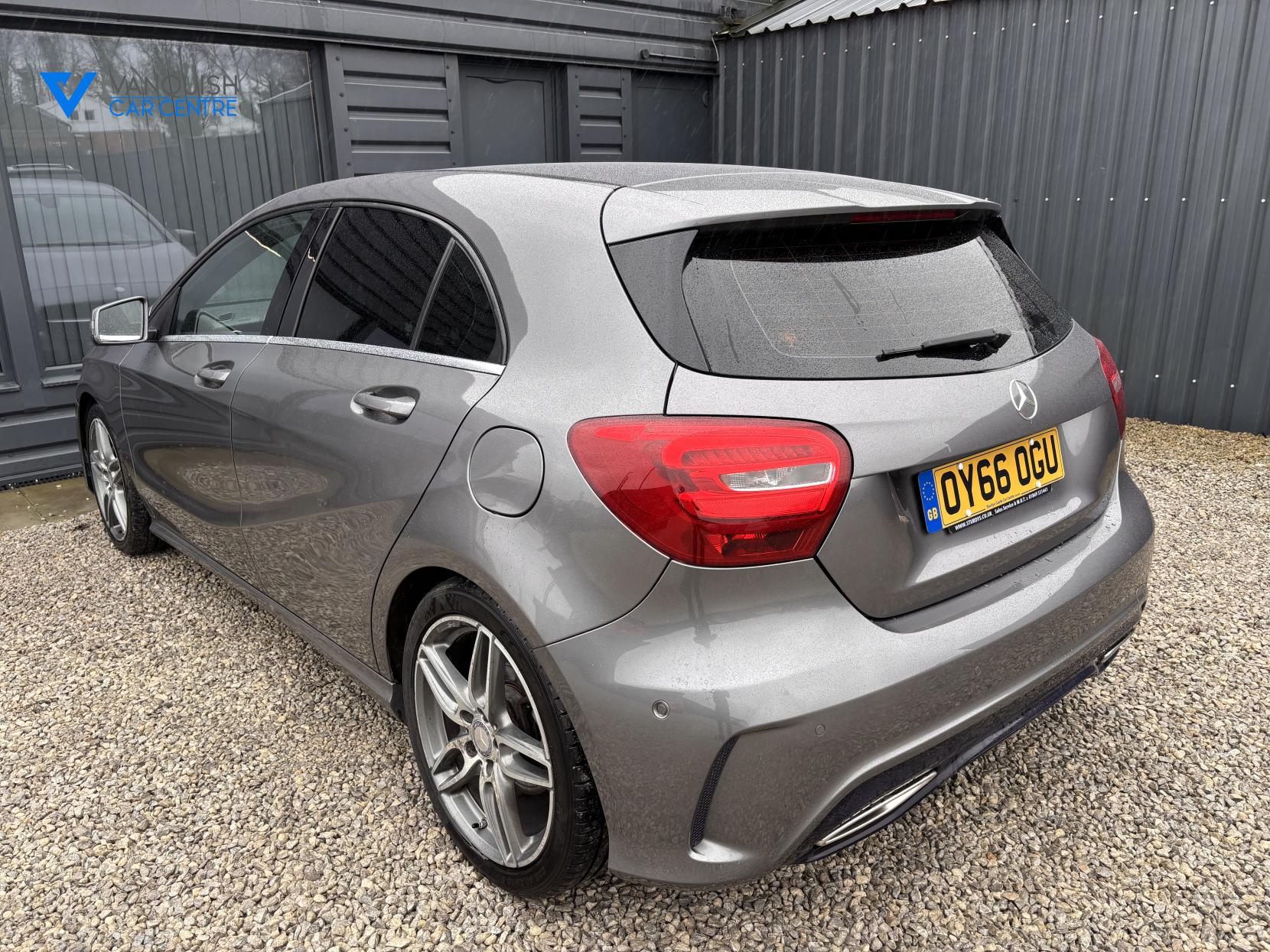 Mercedes-Benz A Class 1.5 A180d AMG Line (Executive) Hatchback 5dr Diesel Manual Euro 6 (s/s) (109 ps)