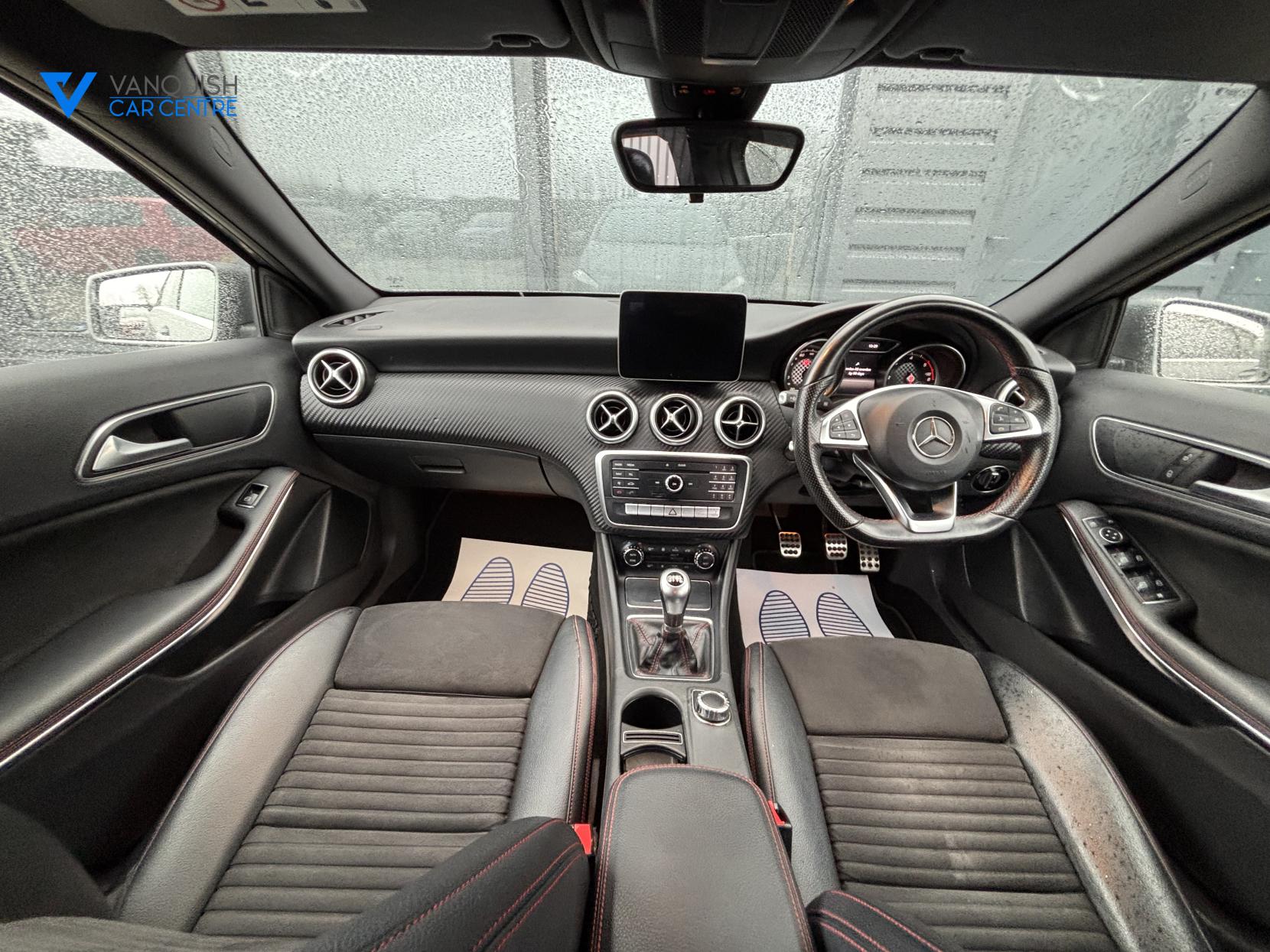 Mercedes-Benz A Class 1.5 A180d AMG Line (Executive) Hatchback 5dr Diesel Manual Euro 6 (s/s) (109 ps)