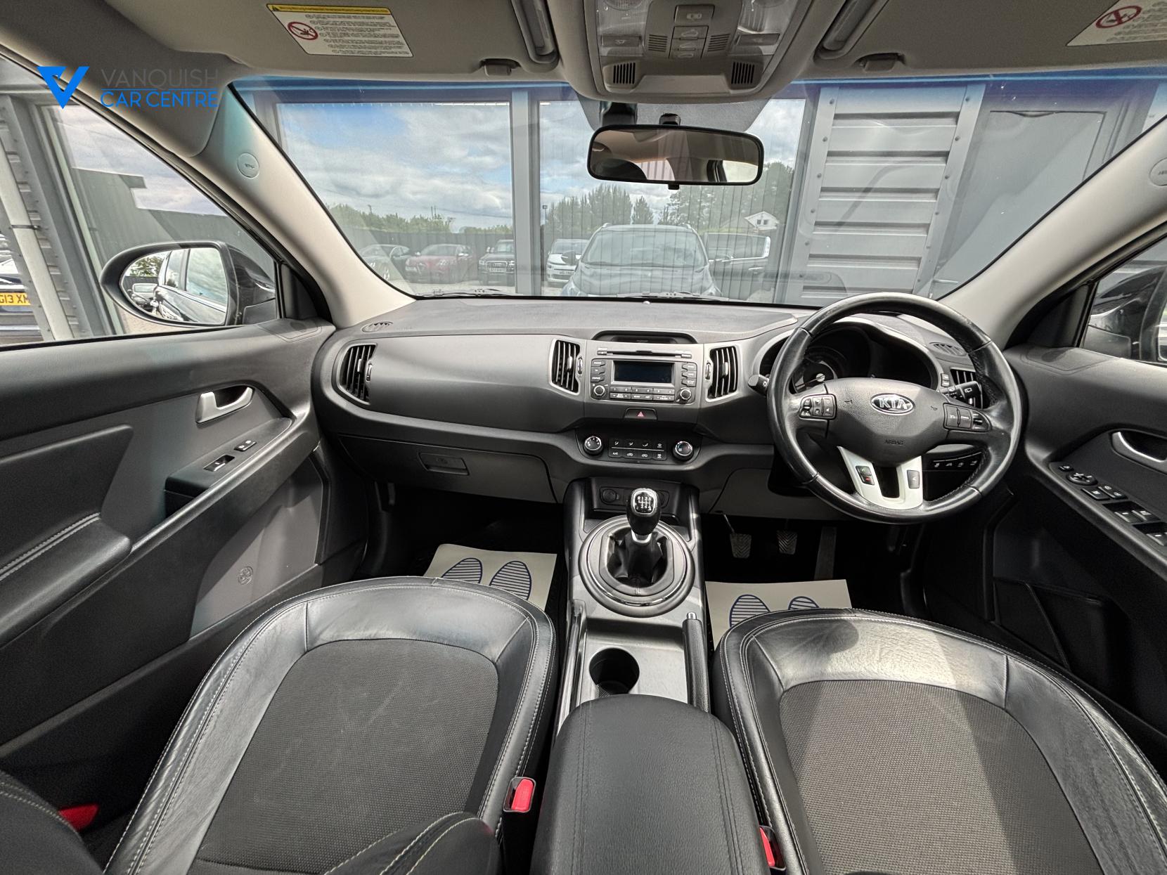 Kia Sportage 1.7 CRDi EcoDynamics 2 SUV 5dr Diesel Manual 2WD Euro 5 (s/s) (114 bhp)