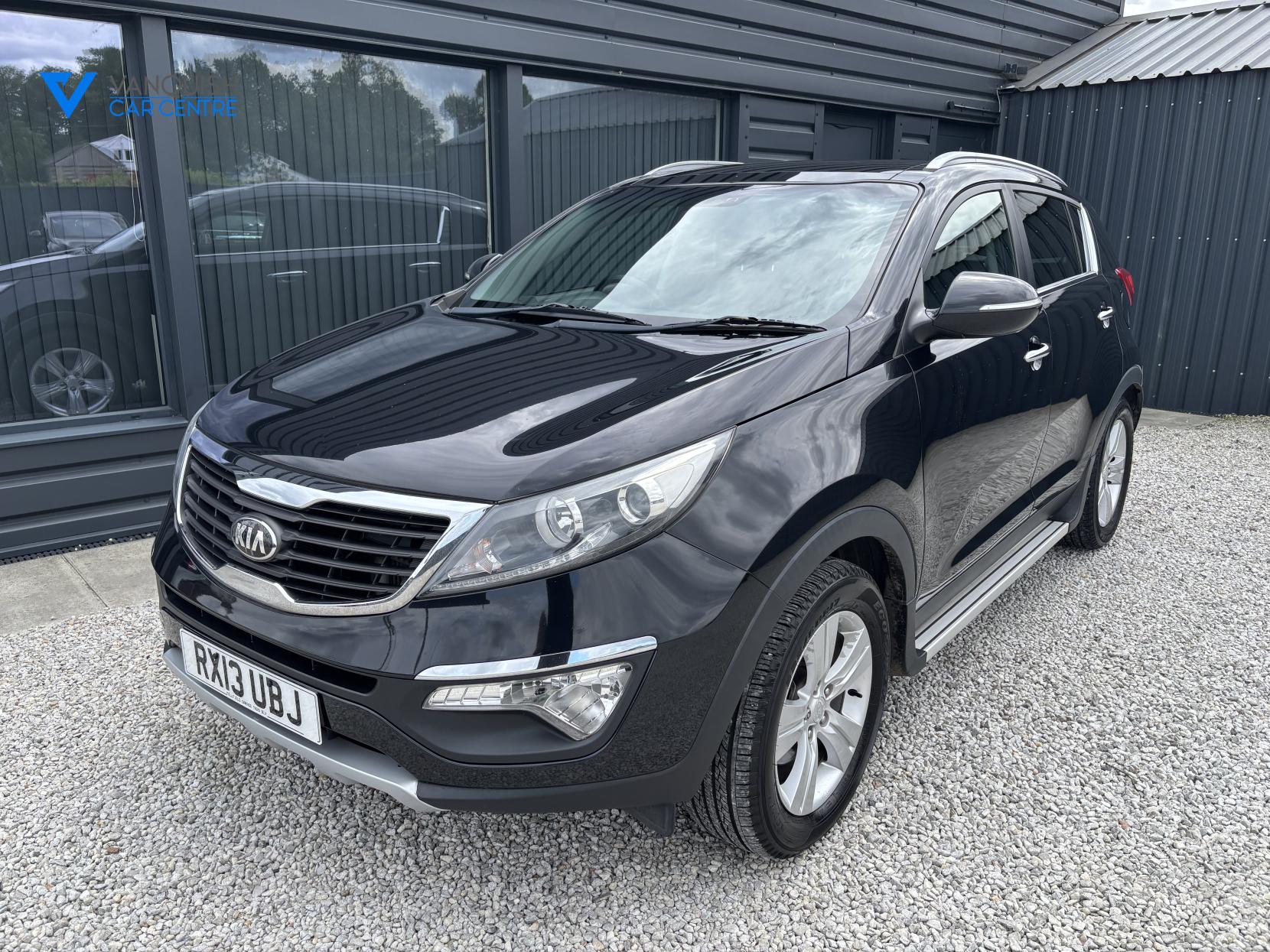 Kia Sportage 1.7 CRDi EcoDynamics 2 SUV 5dr Diesel Manual 2WD Euro 5 (s/s) (114 bhp)