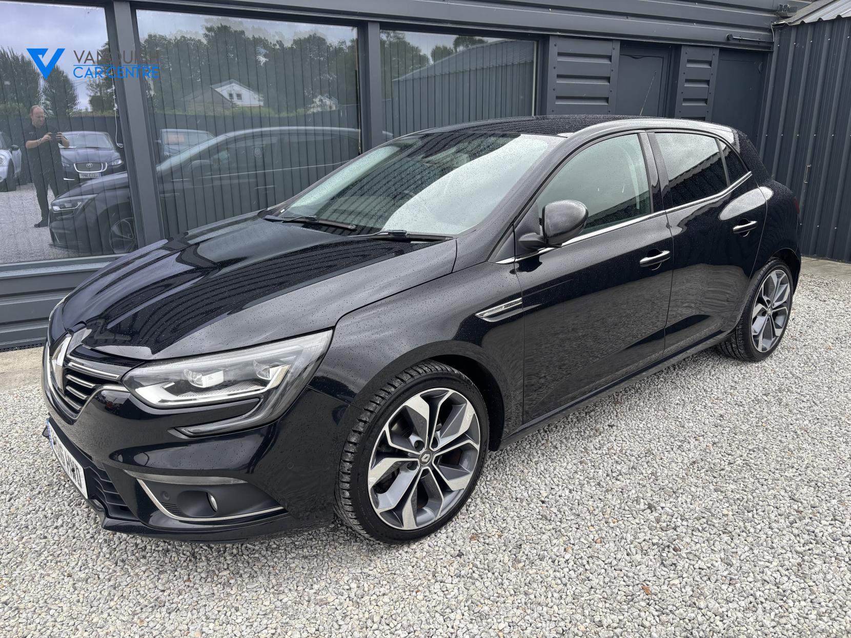 Renault Megane 1.6 dCi Signature Nav Hatchback 5dr Diesel Manual Euro 6 (s/s) (130 ps)