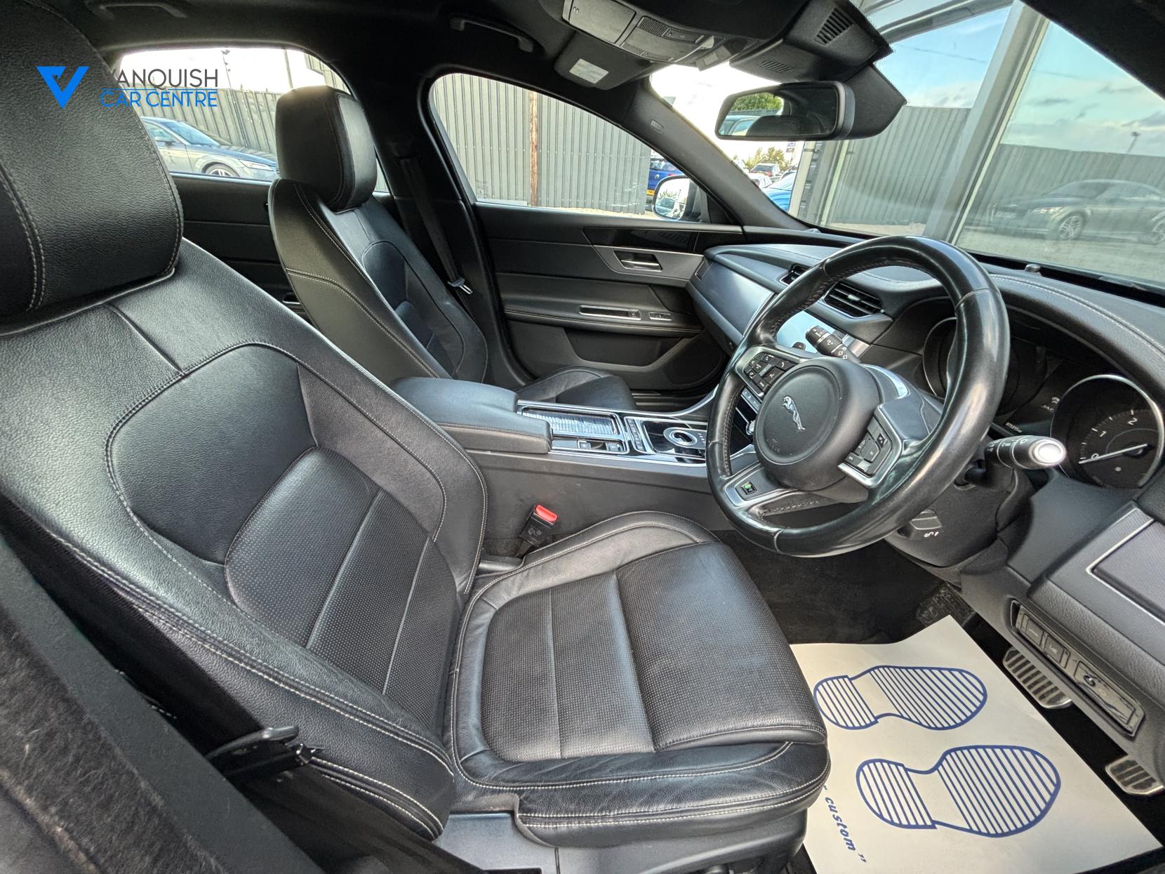 Jaguar XF 2.0d R-Sport Saloon 4dr Diesel Auto Euro 6 (s/s) (180 ps)