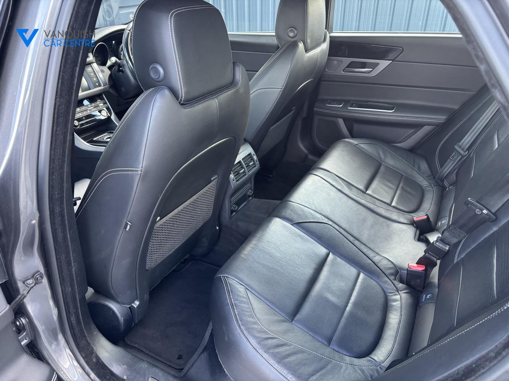 Jaguar XF 2.0d R-Sport Saloon 4dr Diesel Auto Euro 6 (s/s) (180 ps)