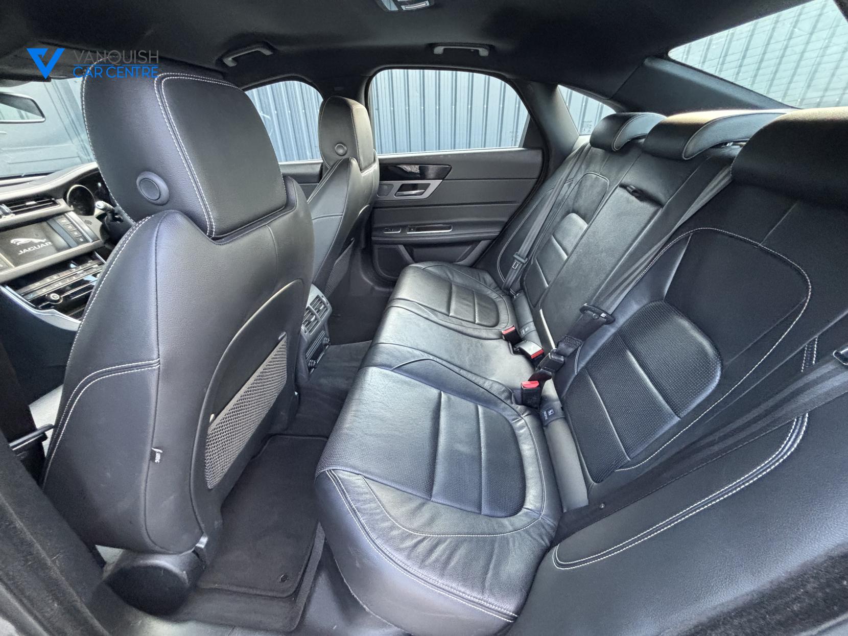 Jaguar XF 2.0d R-Sport Saloon 4dr Diesel Auto Euro 6 (s/s) (180 ps)