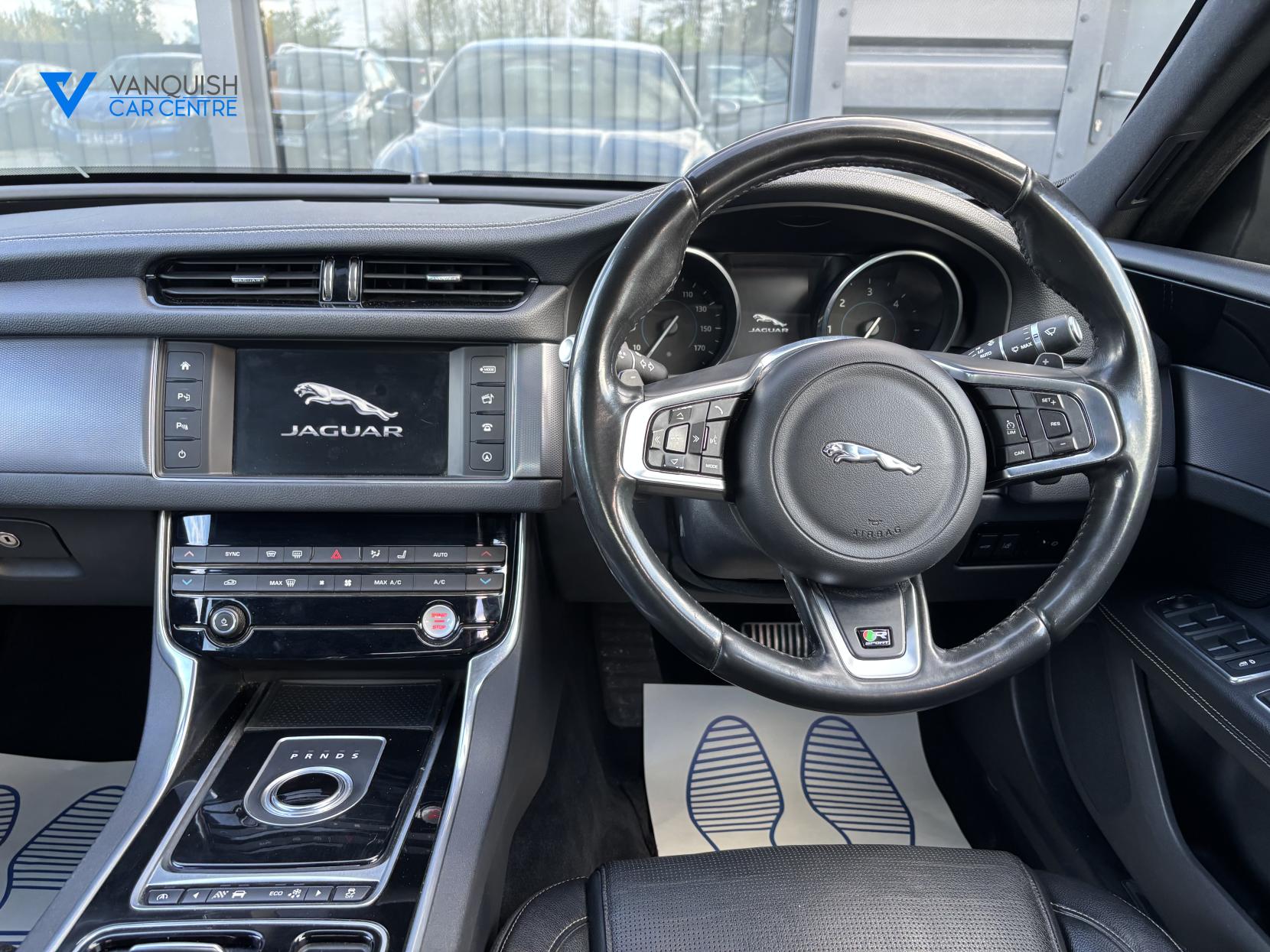 Jaguar XF 2.0d R-Sport Saloon 4dr Diesel Auto Euro 6 (s/s) (180 ps)