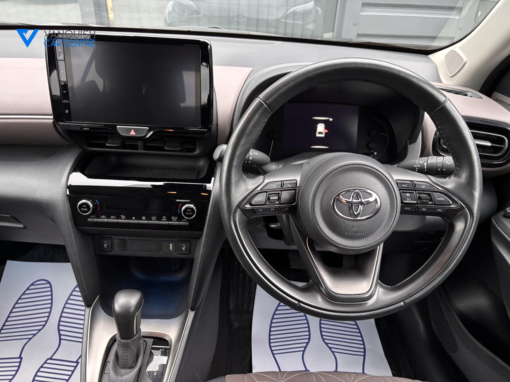 Toyota Yaris Cross 1.5 VVT-h Excel SUV 5dr Petrol Hybrid E-CVT Euro 6 (s/s) (116 ps)