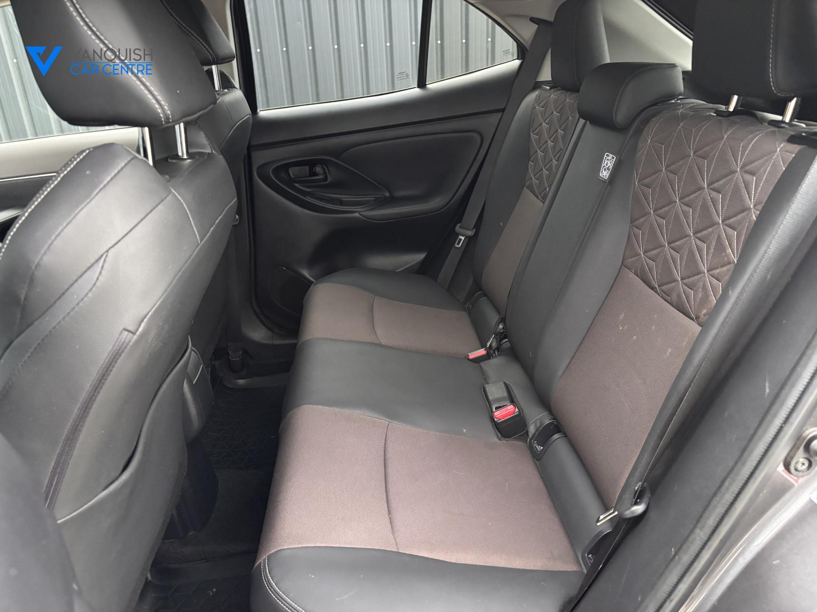 Toyota Yaris Cross 1.5 VVT-h Excel SUV 5dr Petrol Hybrid E-CVT Euro 6 (s/s) (116 ps)