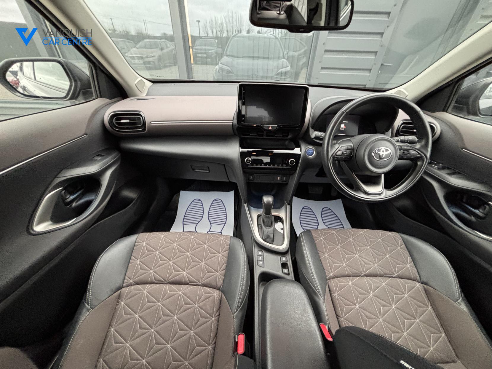 Toyota Yaris Cross 1.5 VVT-h Excel SUV 5dr Petrol Hybrid E-CVT Euro 6 (s/s) (116 ps)