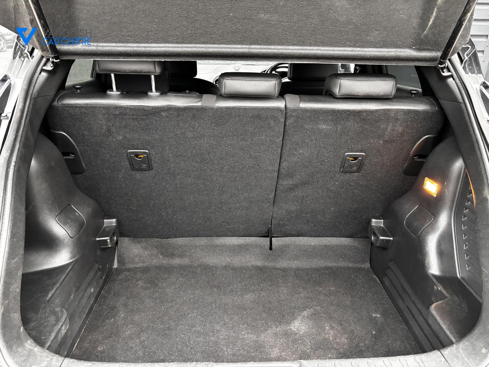 Nissan Juke 1.5 dCi N-Connecta SUV 5dr Diesel Manual Euro 6 (s/s) (110 ps)