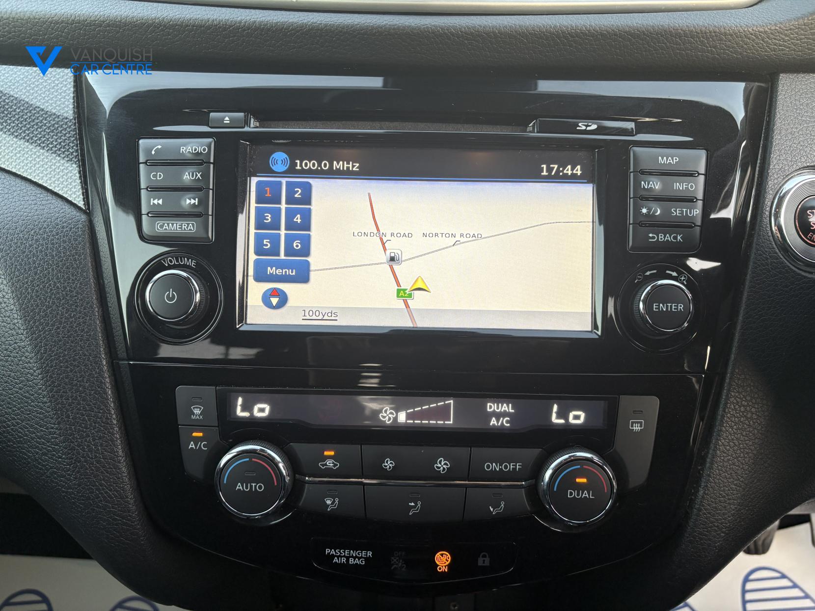 Nissan X-Trail 1.6 dCi N-Vision SUV 5dr Diesel Manual Euro 6 (s/s) (130 ps)