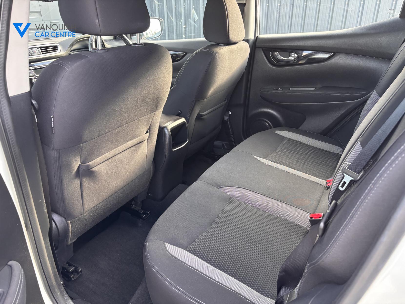 Nissan Qashqai 1.5 dCi Acenta SUV 5dr Diesel Manual Euro 6 (s/s) (110 ps)