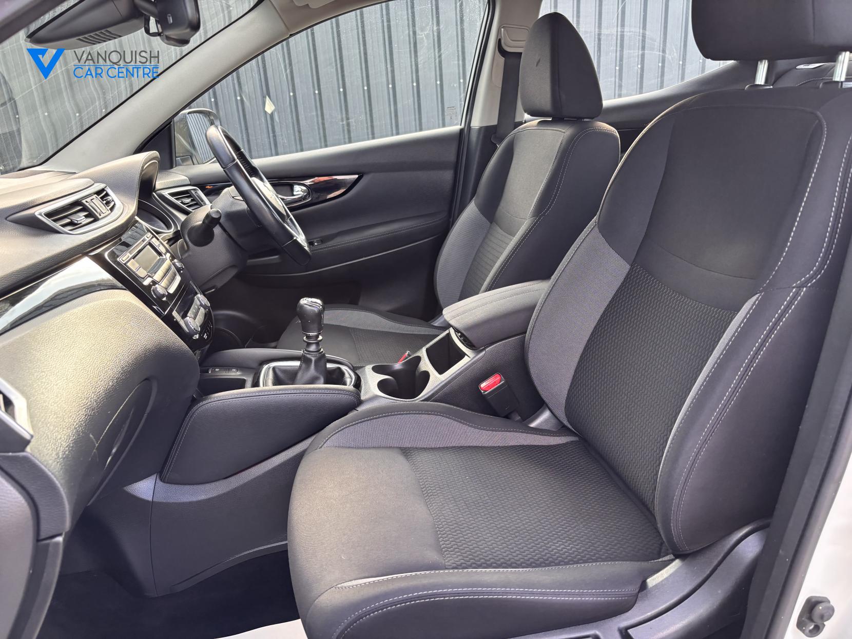 Nissan Qashqai 1.5 dCi Acenta SUV 5dr Diesel Manual Euro 6 (s/s) (110 ps)