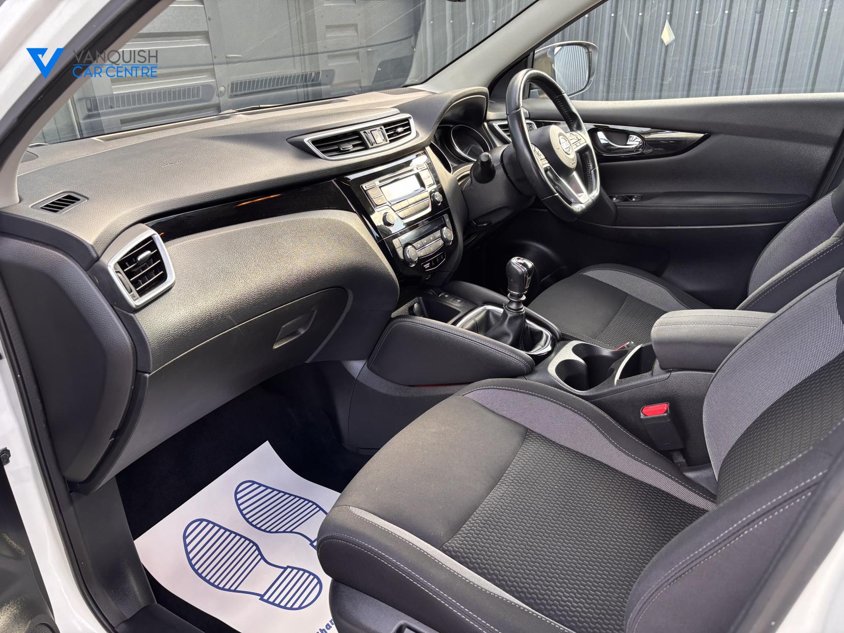 Nissan Qashqai 1.5 dCi Acenta SUV 5dr Diesel Manual Euro 6 (s/s) (110 ps)