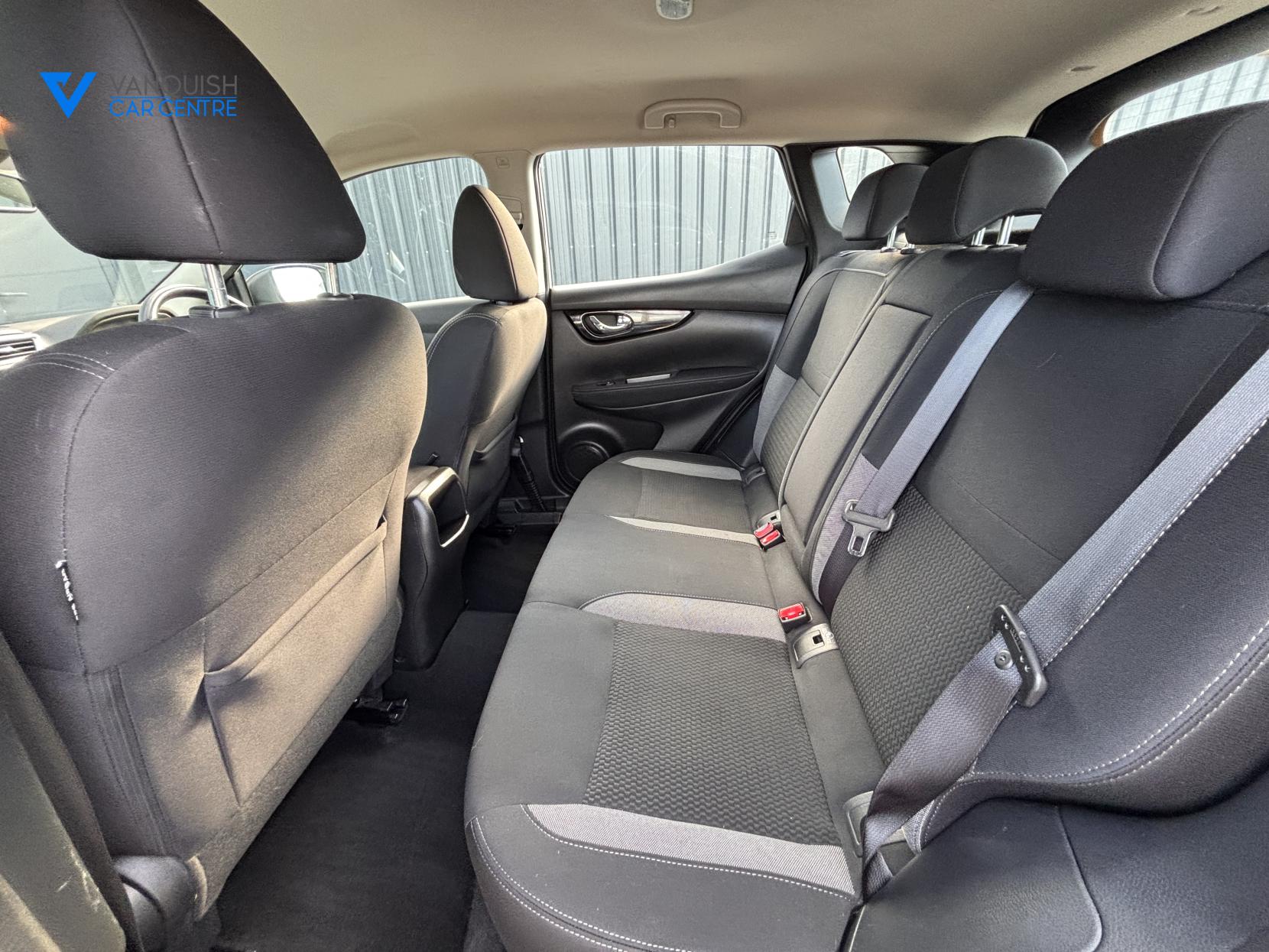 Nissan Qashqai 1.5 dCi Acenta SUV 5dr Diesel Manual Euro 6 (s/s) (110 ps)