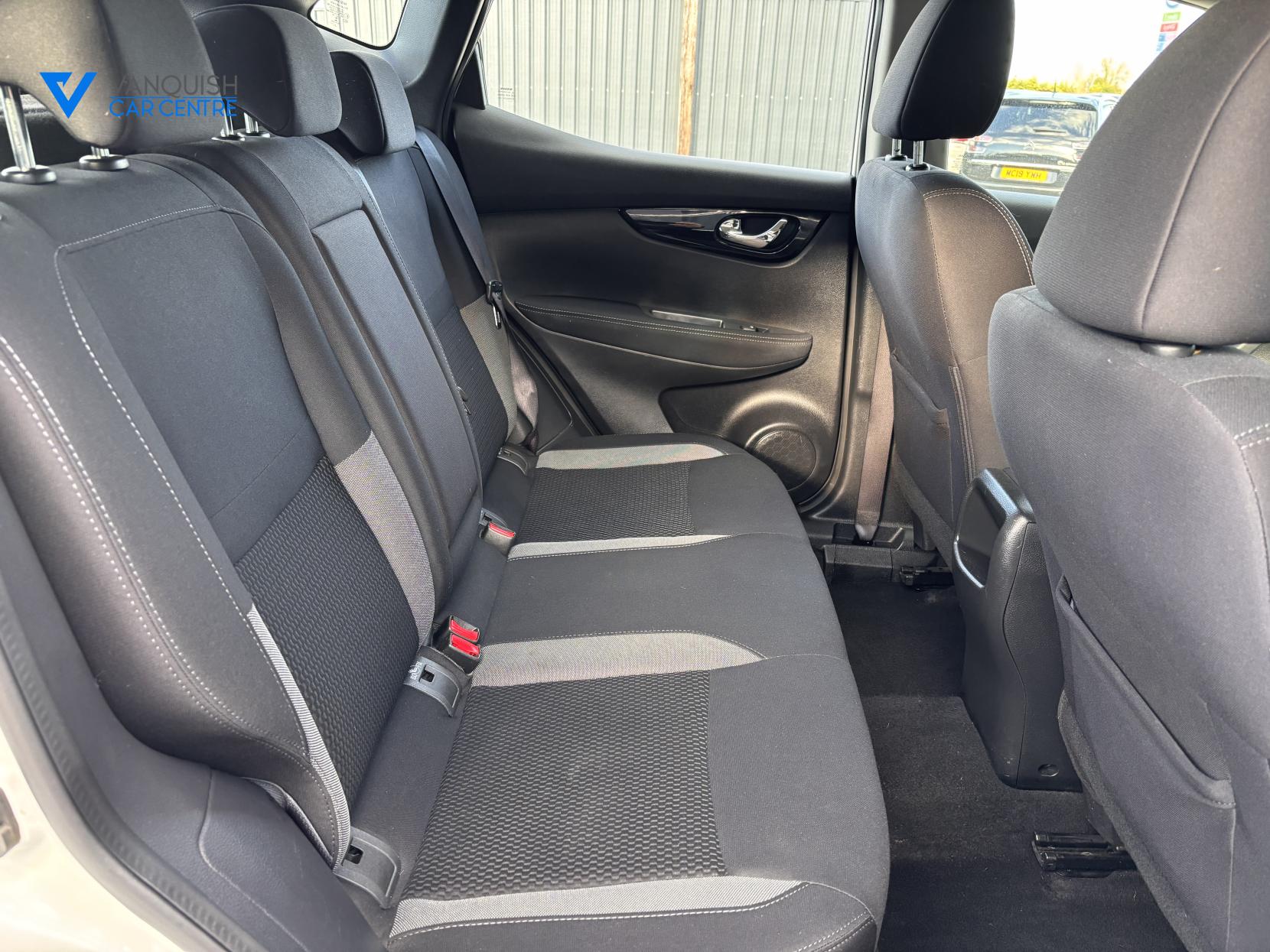 Nissan Qashqai 1.5 dCi Acenta SUV 5dr Diesel Manual Euro 6 (s/s) (110 ps)