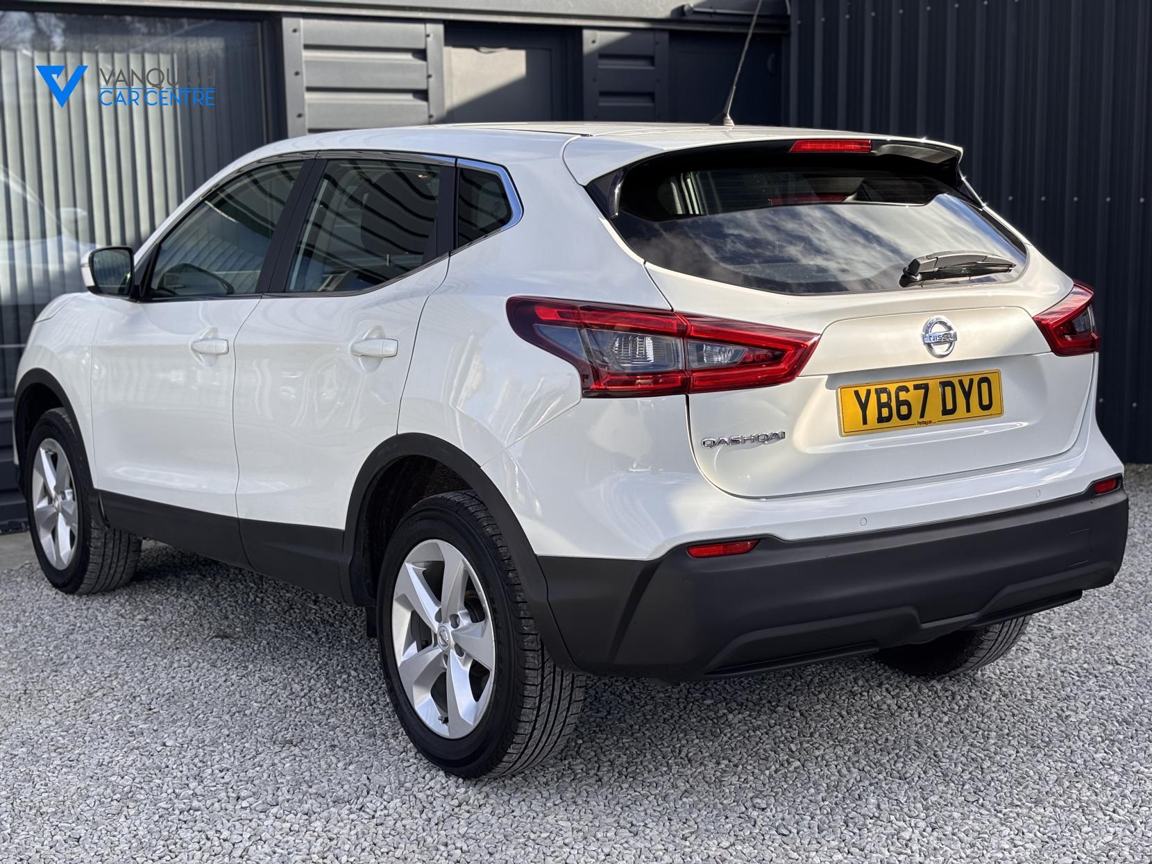 Nissan Qashqai 1.5 dCi Acenta SUV 5dr Diesel Manual Euro 6 (s/s) (110 ps)