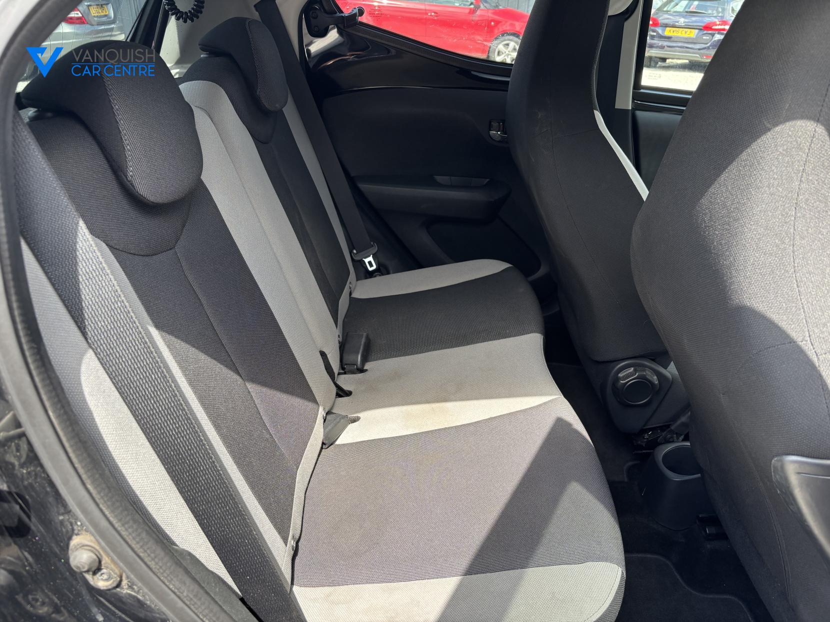 Toyota AYGO 1.0 VVT-i x-press Hatchback 5dr Petrol Manual Euro 6 (68 ps)