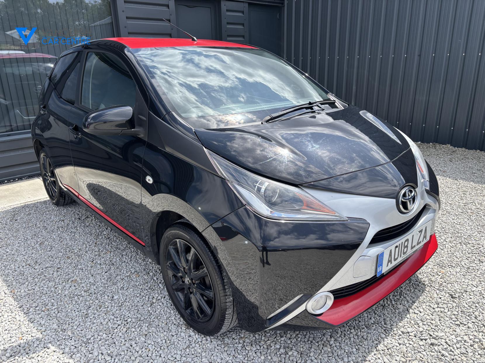 Toyota AYGO 1.0 VVT-i x-press Hatchback 5dr Petrol Manual Euro 6 (68 ps)