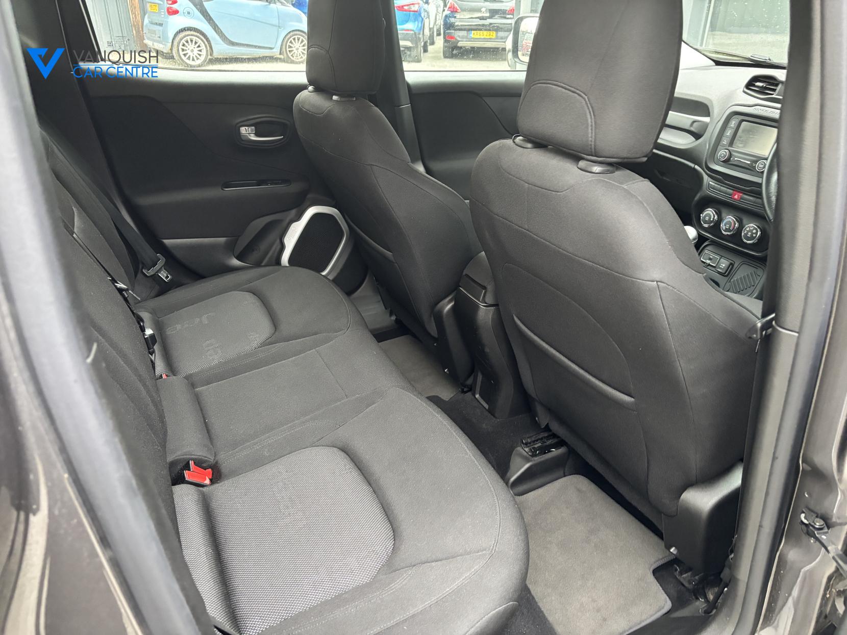 Jeep Renegade 1.6 E-TorQ Longitude SUV 5dr Petrol Manual Euro 6 (s/s) (110 ps)