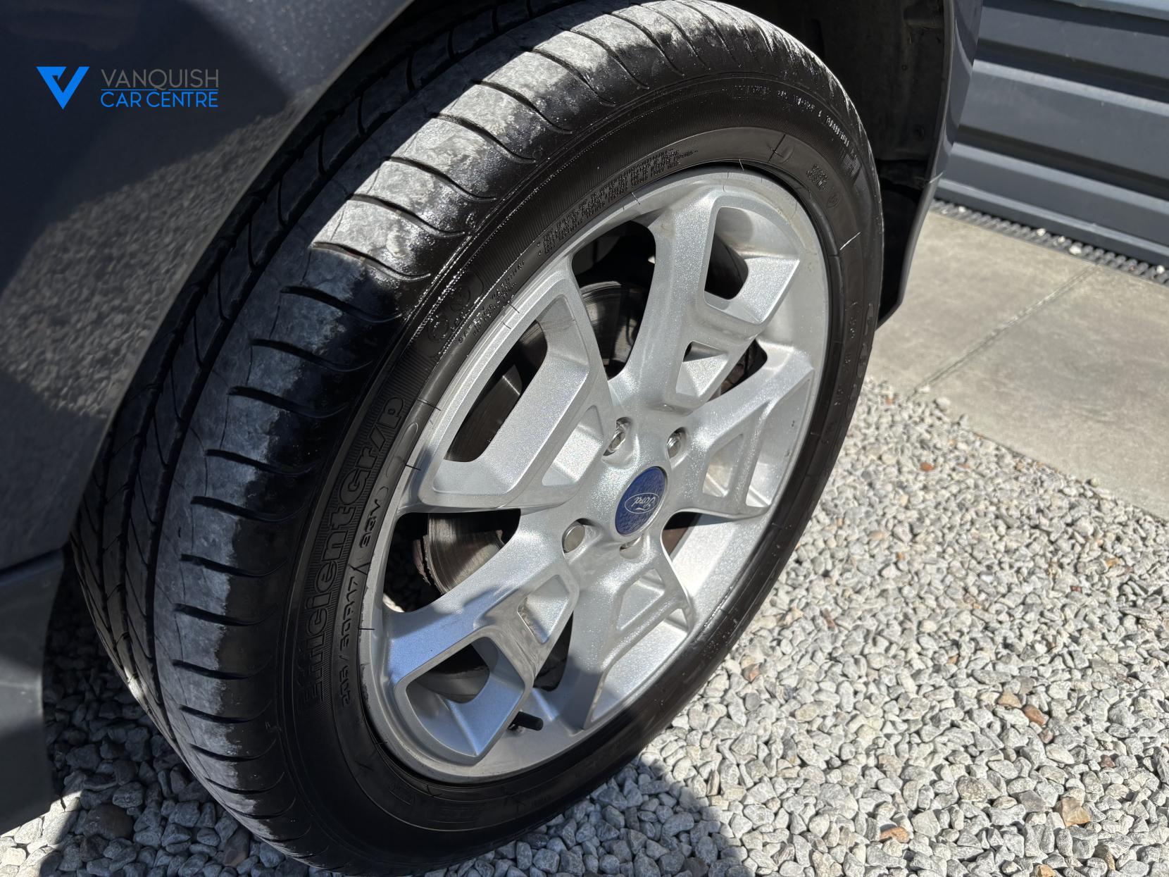 Ford EcoSport 1.5 TDCi Titanium SUV 5dr Diesel Manual 2WD Euro 6 (95 ps)