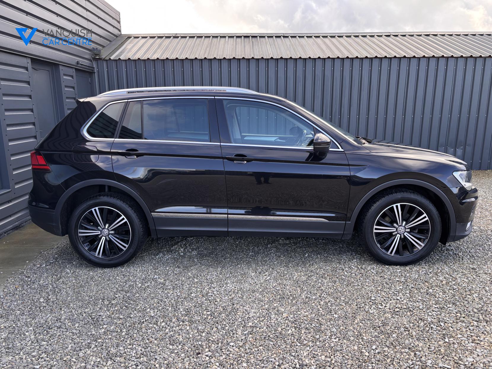 Volkswagen Tiguan 2.0 TDI BlueMotion Tech SE Navigation SUV 5dr Diesel Manual Euro 6 (s/s) (150 ps)