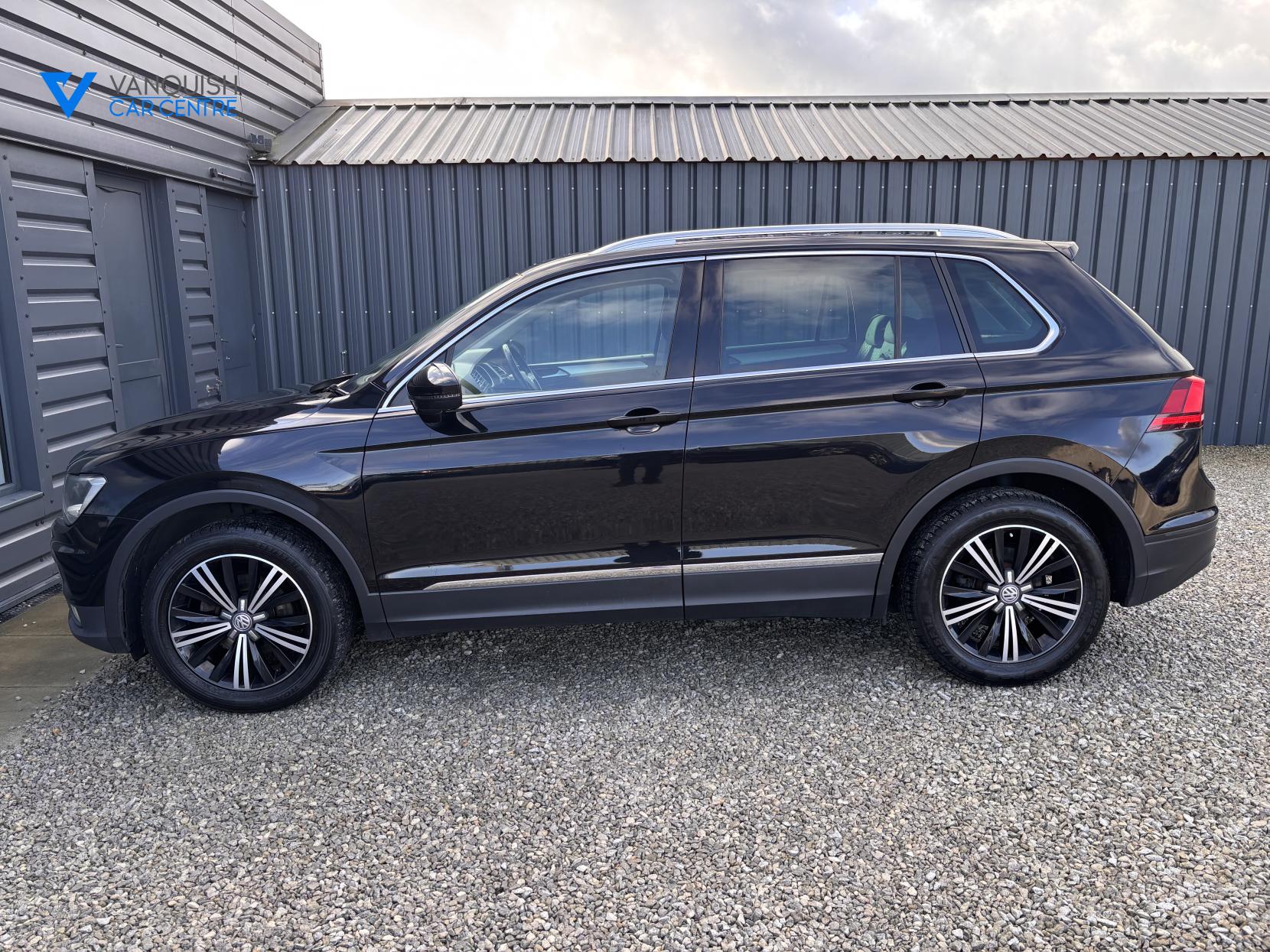 Volkswagen Tiguan 2.0 TDI BlueMotion Tech SE Navigation SUV 5dr Diesel Manual Euro 6 (s/s) (150 ps)