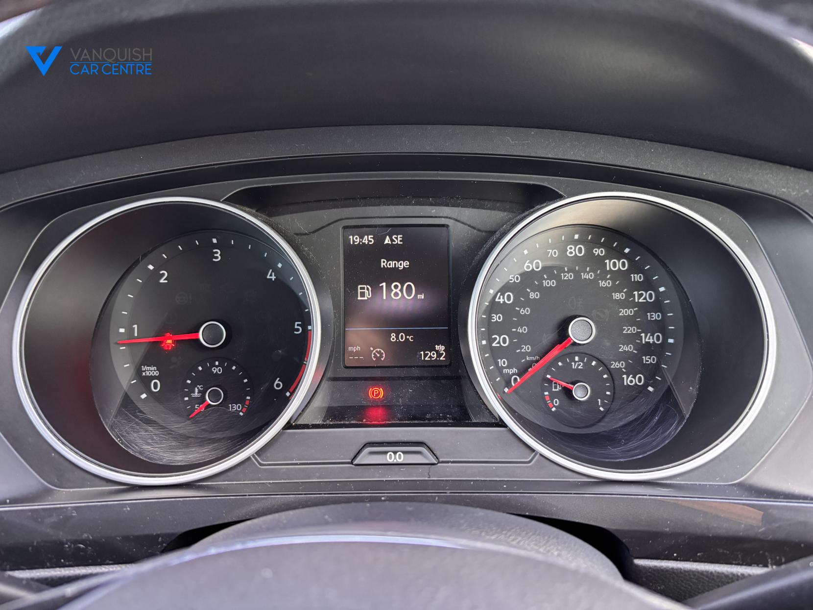 Volkswagen Tiguan 2.0 TDI BlueMotion Tech SE Navigation SUV 5dr Diesel Manual Euro 6 (s/s) (150 ps)