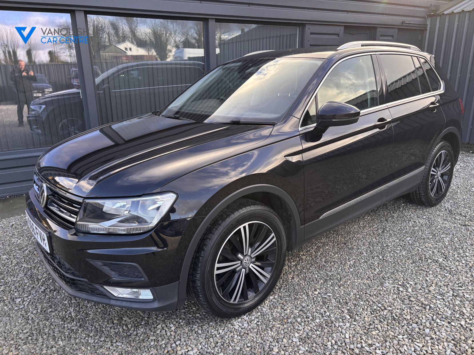 Volkswagen Tiguan 2.0 TDI BlueMotion Tech SE Navigation SUV 5dr Diesel Manual Euro 6 (s/s) (150 ps)