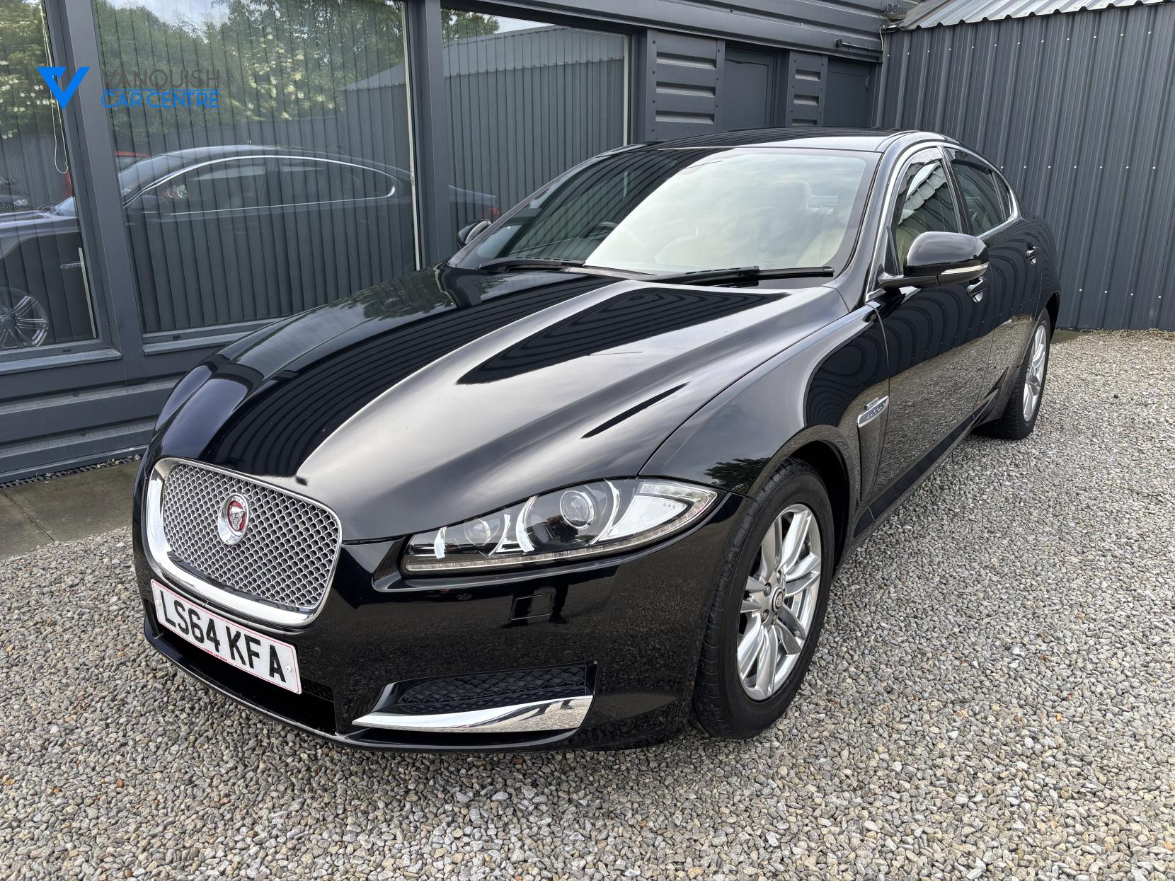 Jaguar XF 2.2d Luxury Saloon 4dr Diesel Auto Euro 5 (s/s) (163 ps)