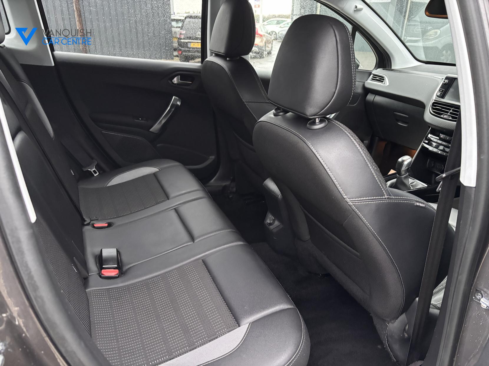 Peugeot 2008 1.6 BlueHDi Allure SUV 5dr Diesel Manual Euro 6 (100 ps)