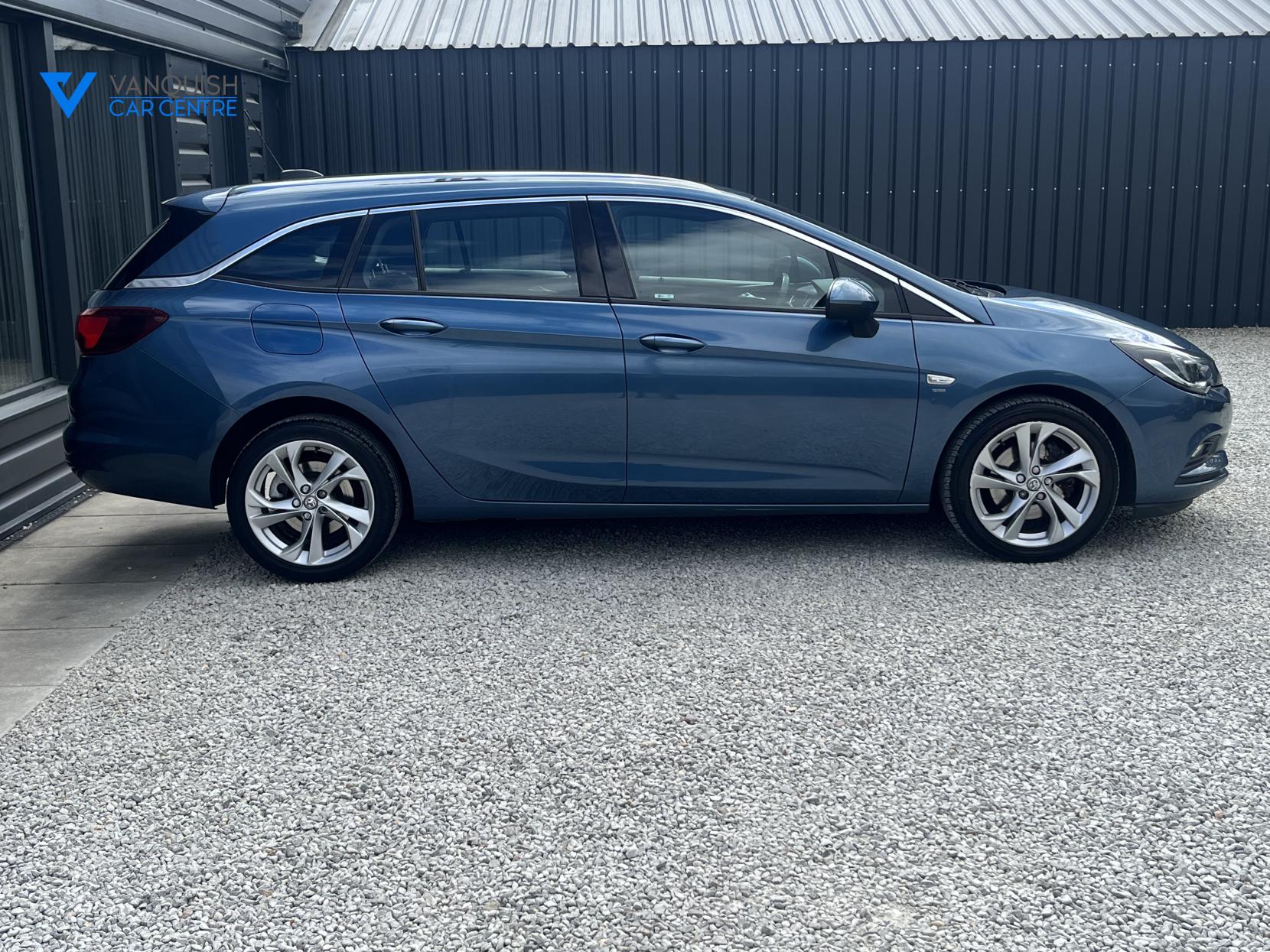 Vauxhall Astra 1.6 CDTi BlueInjection SRi Sports Tourer 5dr Diesel Manual Euro 6 (s/s) (136 ps)