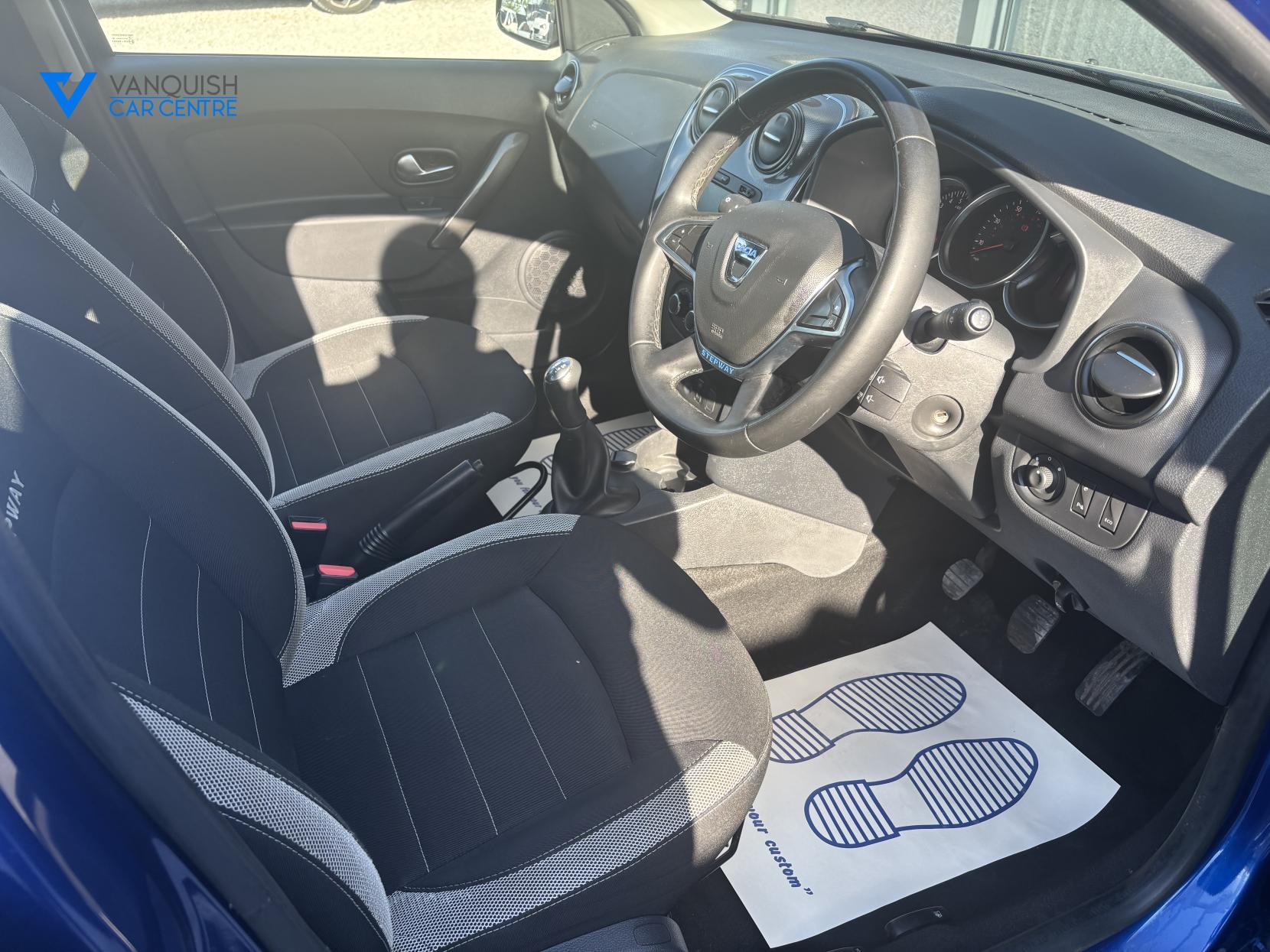 Dacia Sandero Stepway 0.9 TCe Comfort Hatchback 5dr Petrol Manual Euro 6 (s/s) (90 ps)